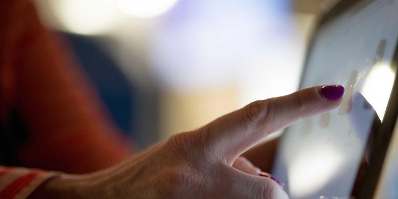 安徽新联：SaaS服务协议避坑指南——如何起草与审核一份牢不可破的软件服务合同？